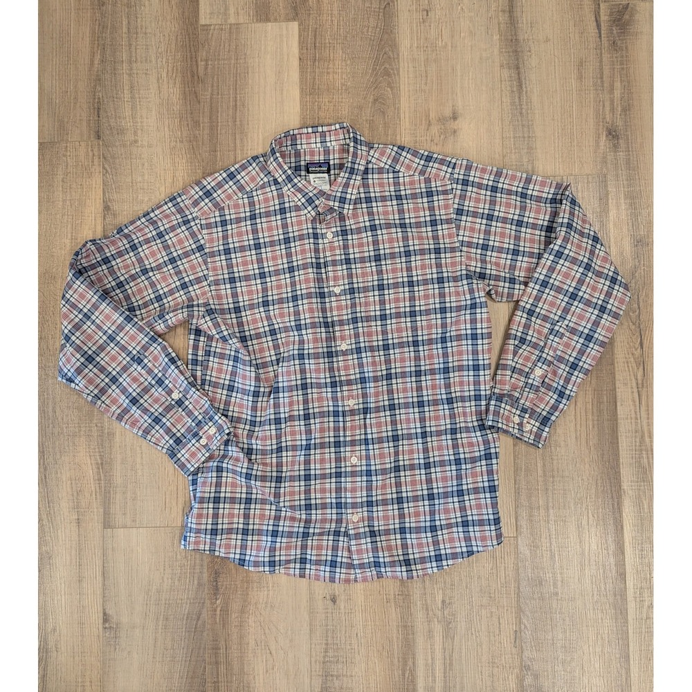 Patagonia Organic Cotton Plaid Button Front Shirt Men's Large Hiking Outdoor